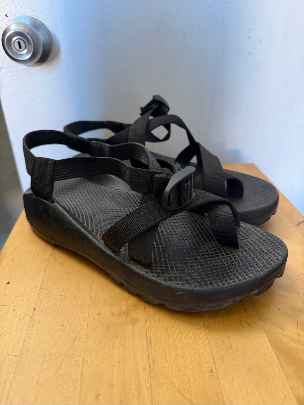 Chaco  Classic Black Sport Hiking Sandals Men’s Size 8